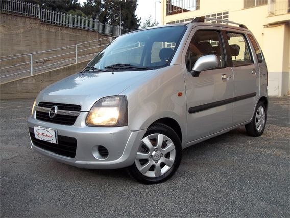 Opel Agila Twinport 1.2 16v con gruetta sollevamento disabili 64.800km!!! E4