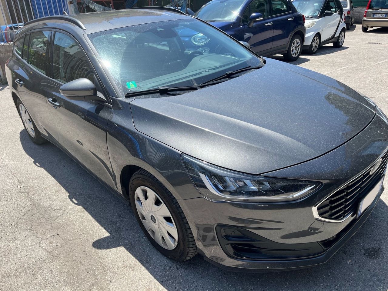 Ford Focus 2022 photo 2
