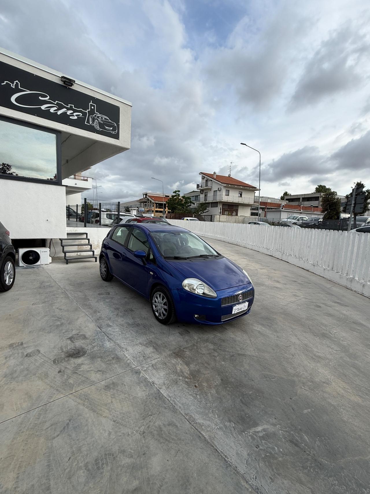 Fiat Grande Punto 1.3 MJT 75 CV 5 porte Dynamic