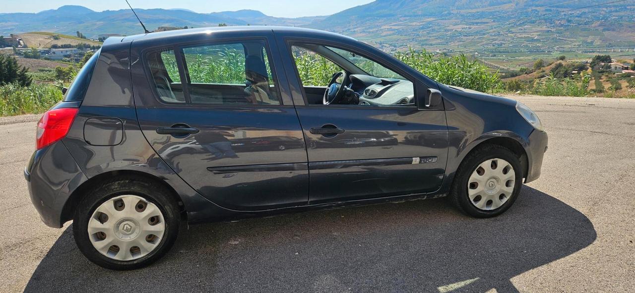 Renault Clio 1.5 dCi 85CV 5 porte Dynamique