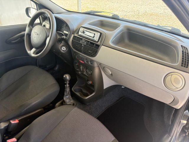 FIAT Punto 1.2i cat 5 porte POCHI CHILOMETRI OK NEOP