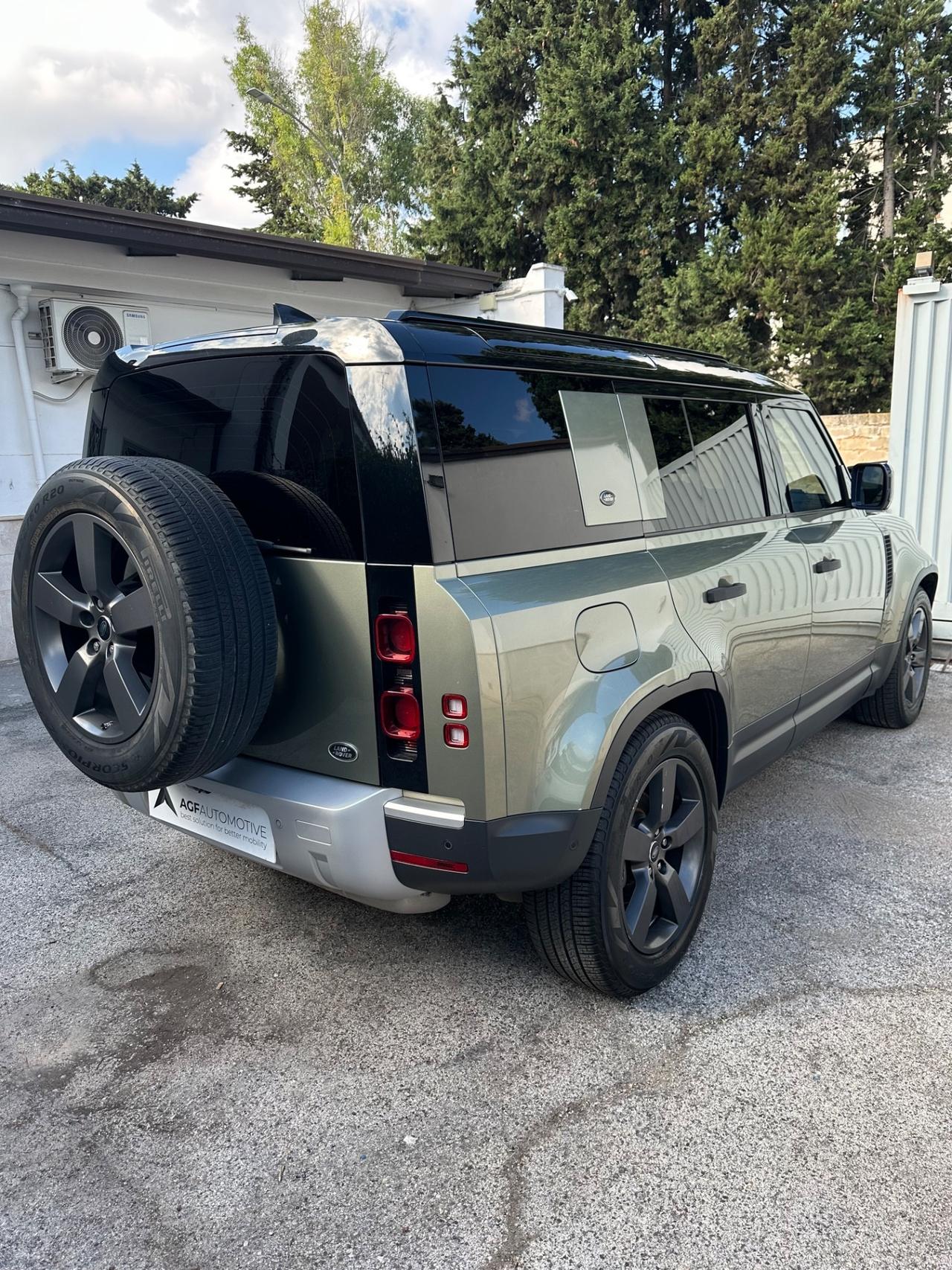 Land Rover Defender 110 2.0 SD4 AWD Auto HSE