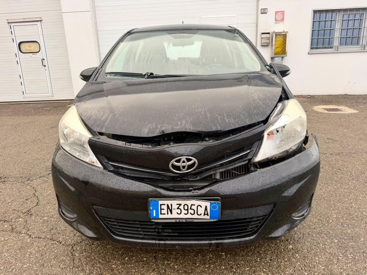 Toyota Yaris 1.4 D-4D incidentata motore funzionante