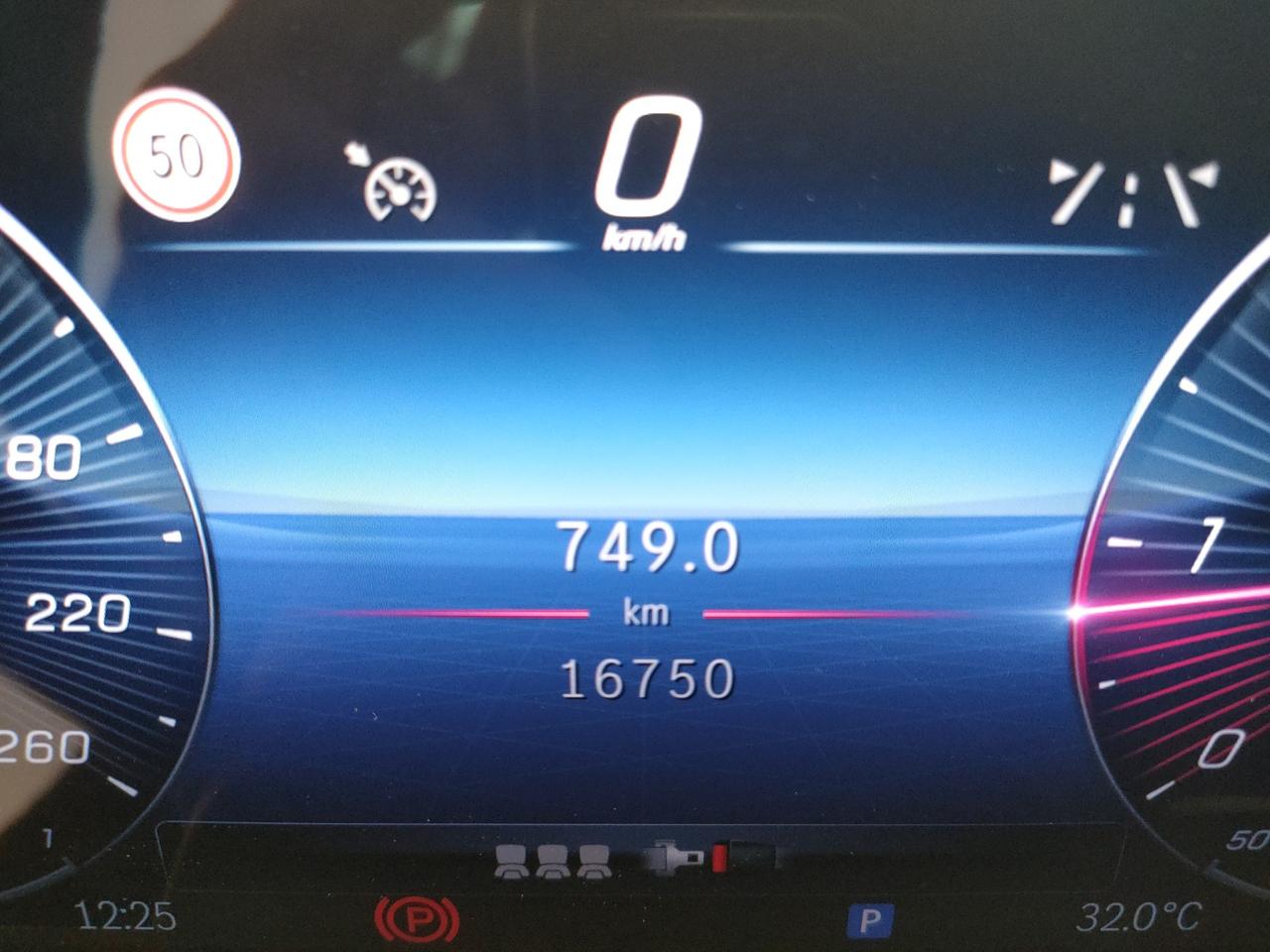 Mercedes-Benz GLB 180 d Advanced auto