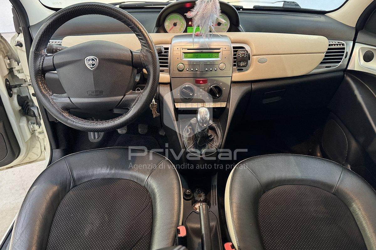 LANCIA Ypsilon 1.2 Platino