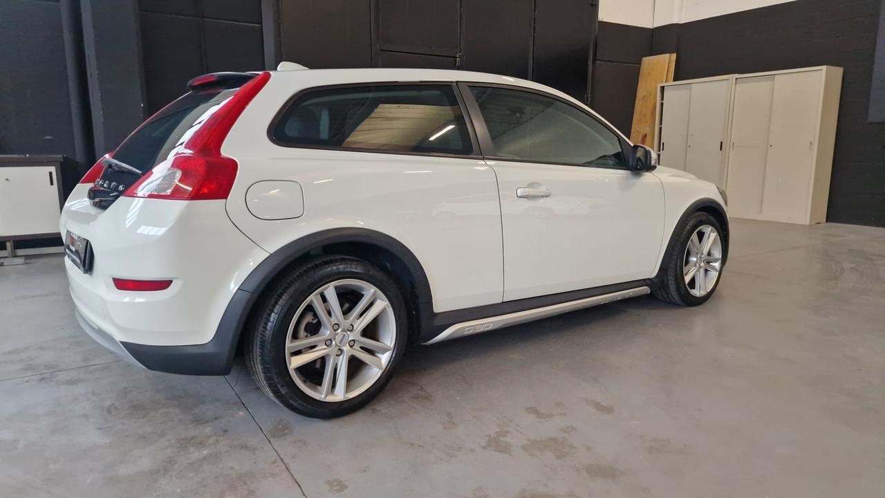 Volvo C30 1.6 D DRIVE SUMMUM