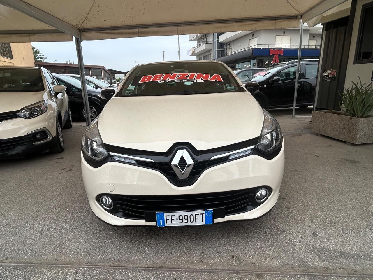 Renault Clio 1.2 75CV 5 porte Intens