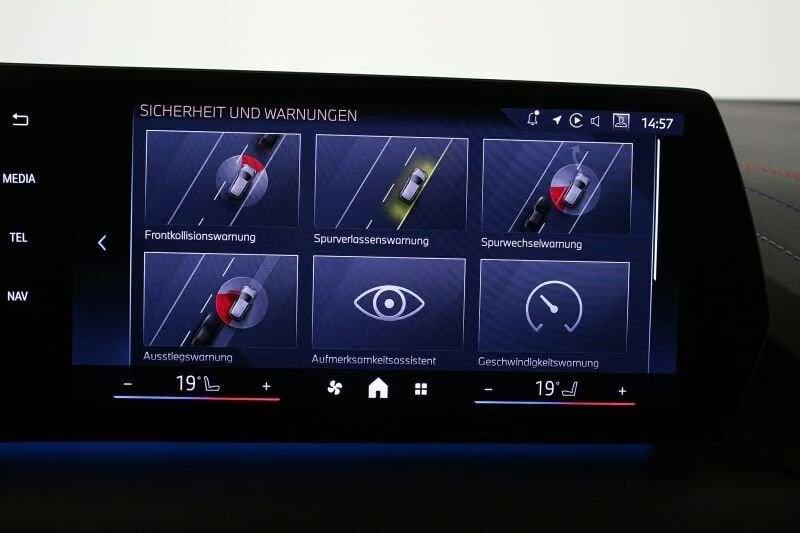 BMW Serie 1 120d MSport Design HARMAN KARDON CAMERA 360 LED NAVI