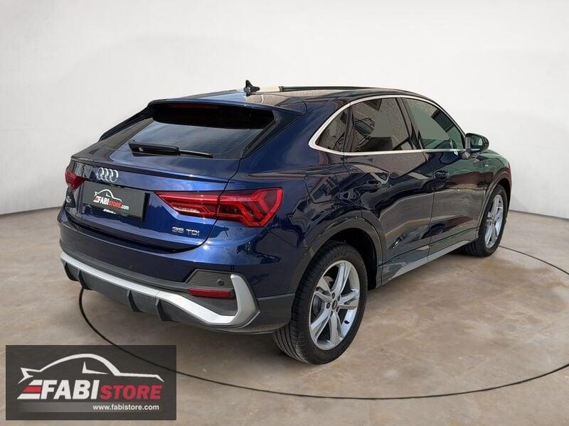 Audi Q3 Sportback 35 TDI 150 Cv S-Tronic S-Line interno ed esterno