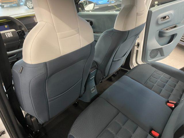 FIAT Grande Panda 1.2 Hybrid 110 CV La Prima KM0 MY26