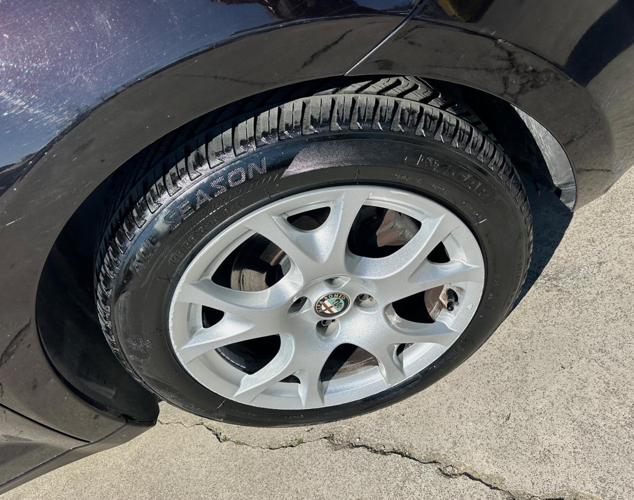 Alfa Romeo MiTo 1.3 JTDm 85 S&S RACER Sportiva 2014