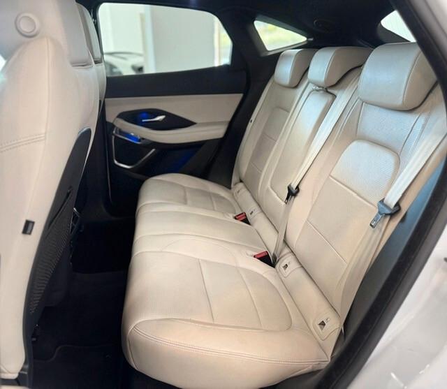 Jaguar E-Pace 2.0D 180 CV AWD aut. R-Dynamic HSE