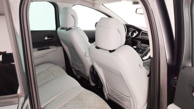 PEUGEOT 3008 BlueHDi 150 S&S Business