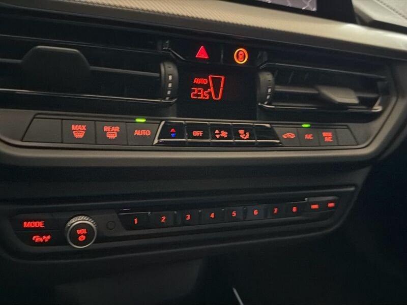 BMW Serie 1 118d 5p. Msport