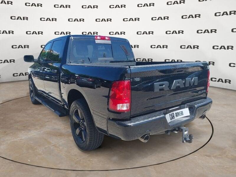 Dodge RAM MY 23 DS CLASSIC BLACK 5700 V8 395 CV GPL