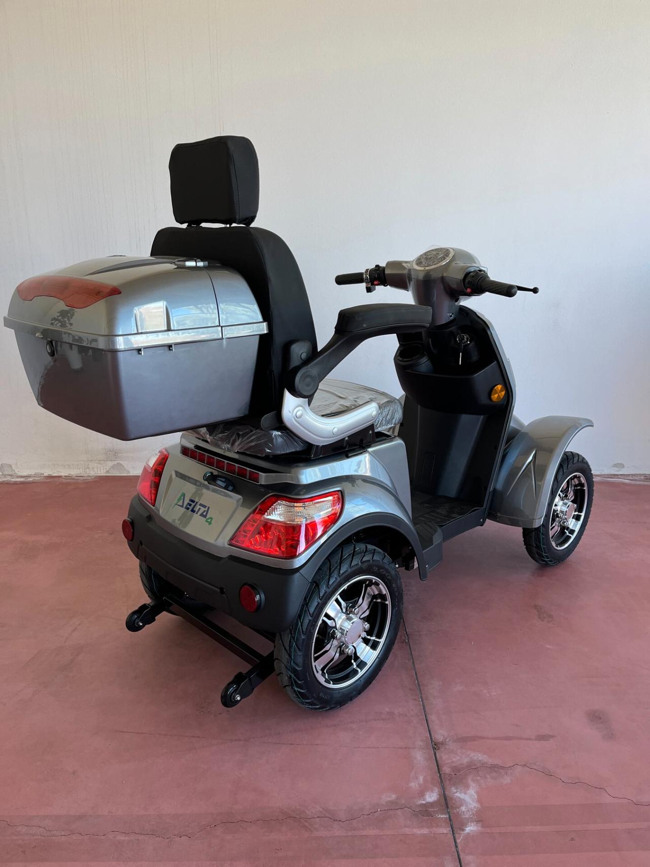 Altro Altro scooter