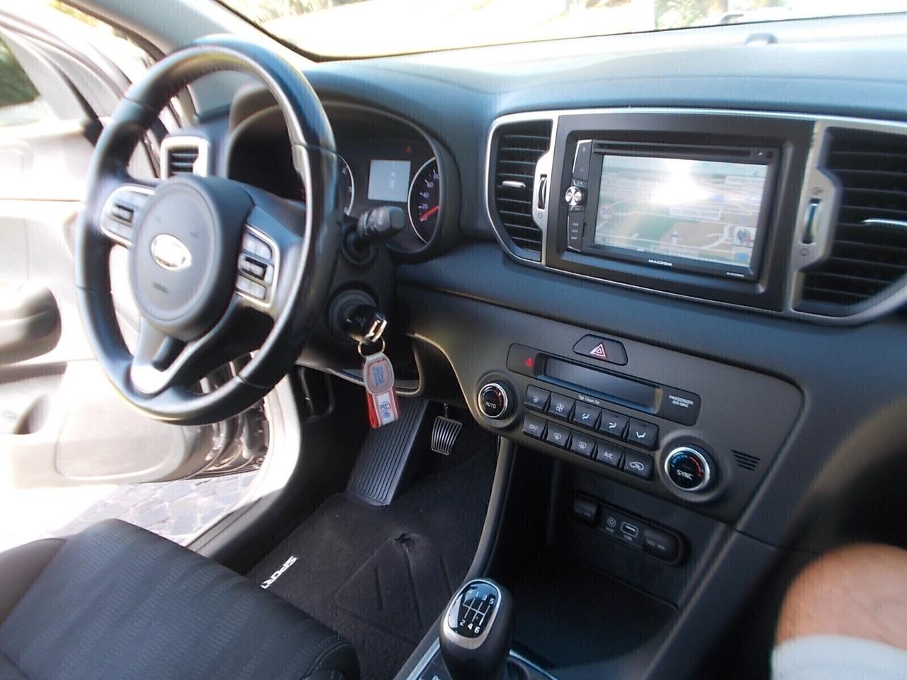 Kia Sportage 1.7 CRDi 115cv *FULL OPT.* come NUOVA