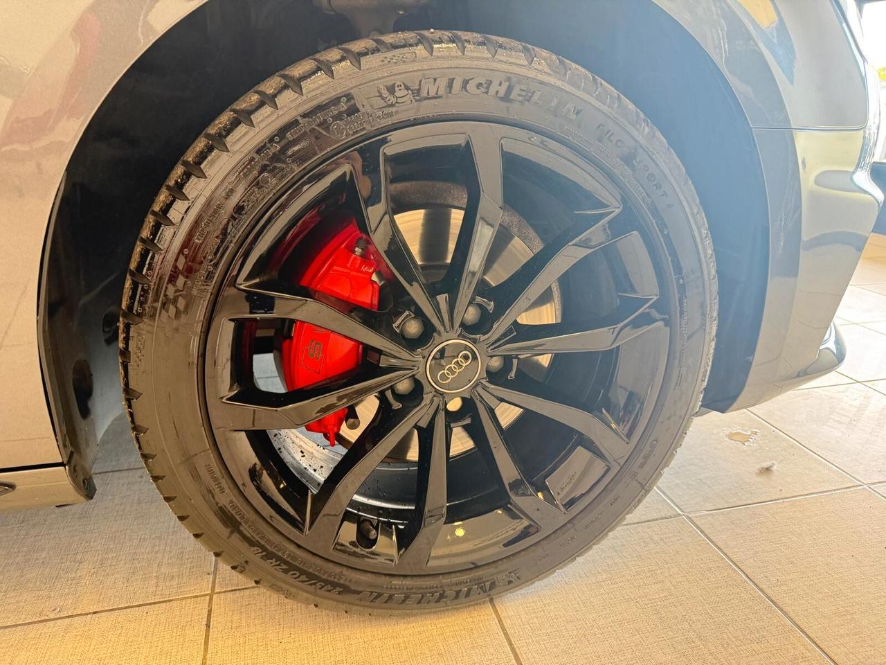 Audi A4 Avant 40 TDI STRONIC SLINE EDITION 2019