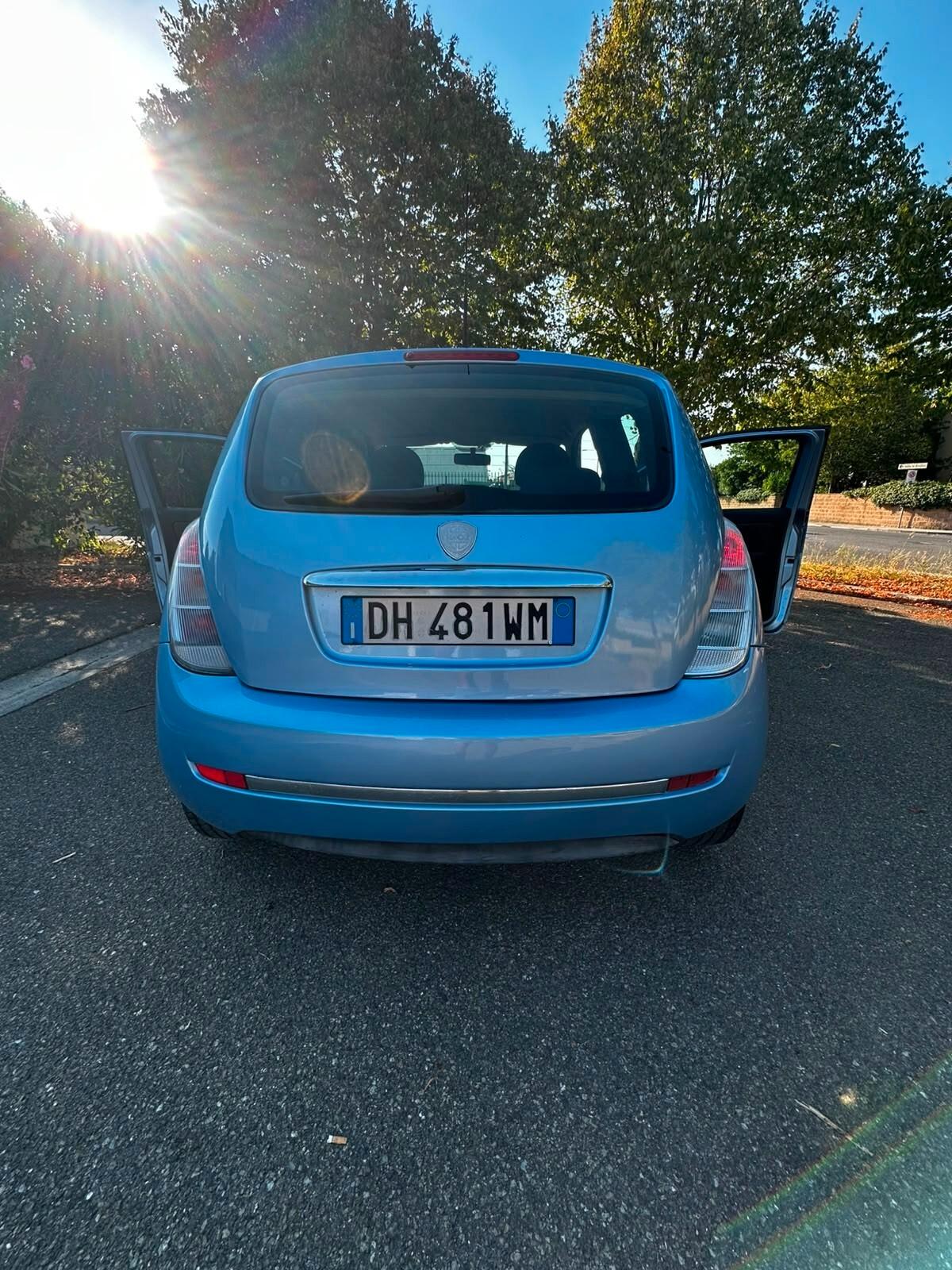 Lancia Ypsilon 1.2 SOLAMENTE 60.000 KM