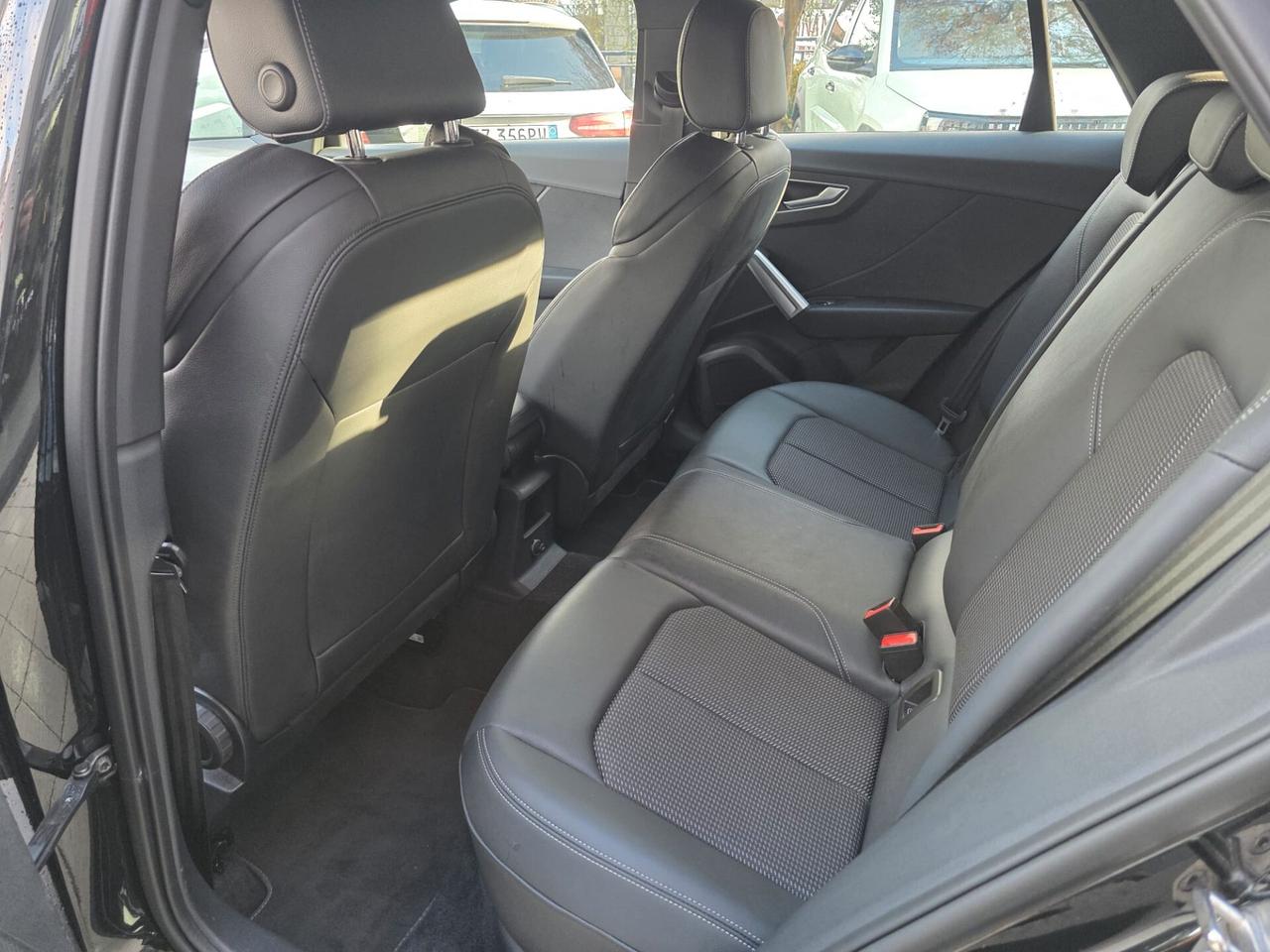 Audi Q2 35 TDI S tronic line Edition