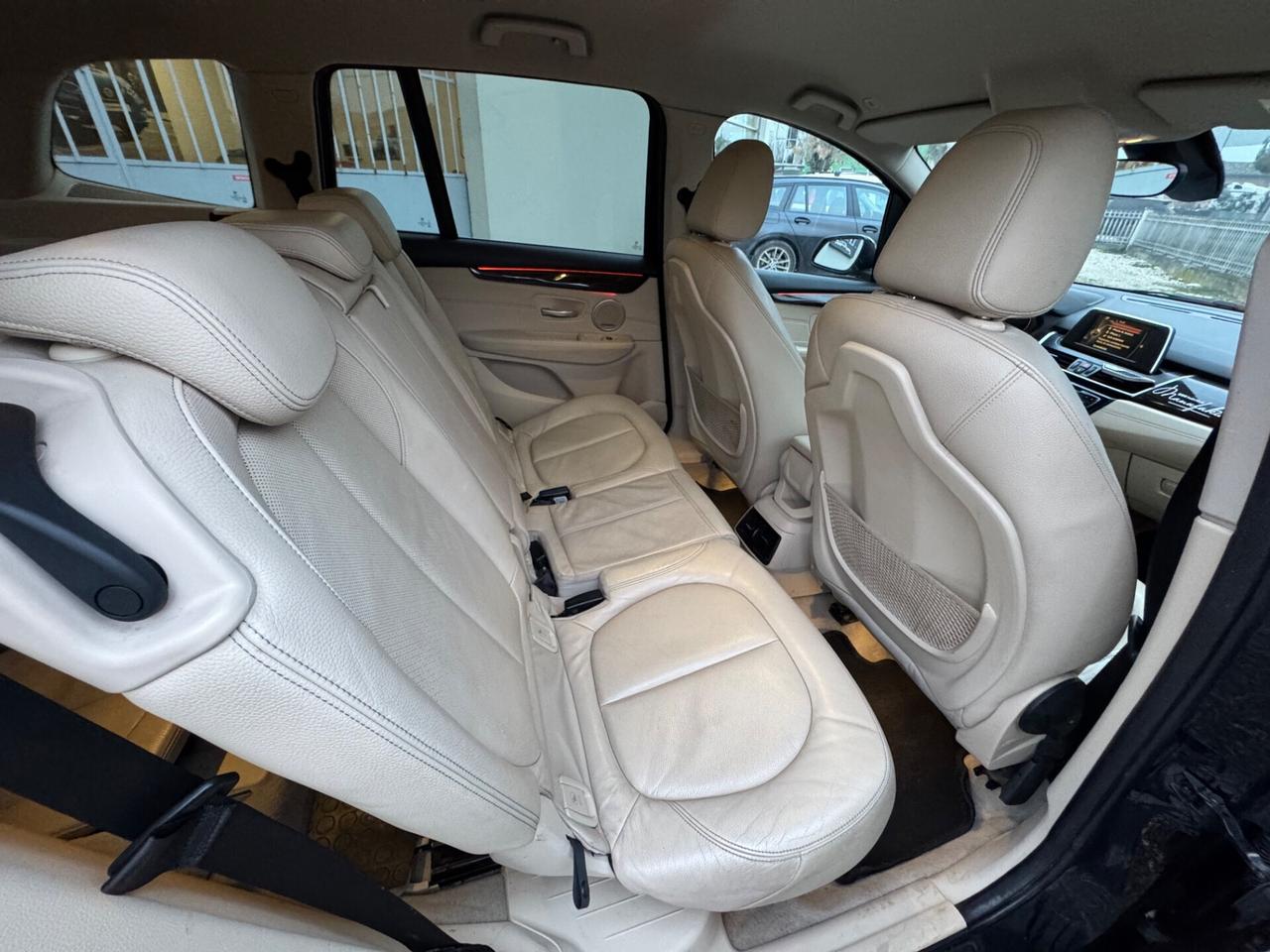 Bmw 2er Active Tourer 218d xDrive Luxury aut.