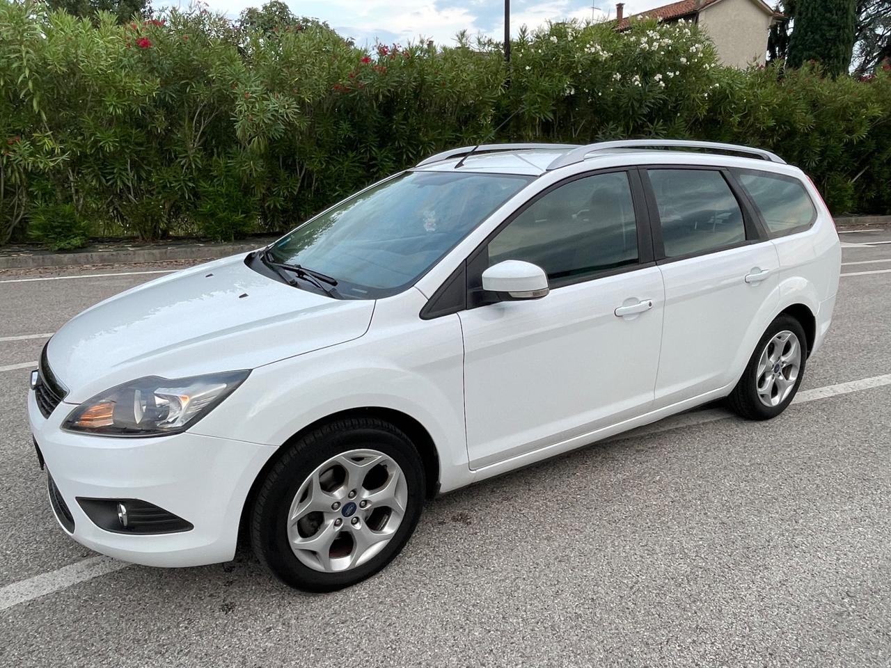 Ford Focus 1.6 TDCi titanum anno 2011 pronta uso