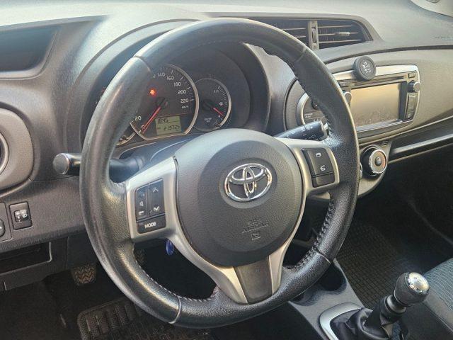 TOYOTA Yaris 1.0 5 porte Lounge gpl