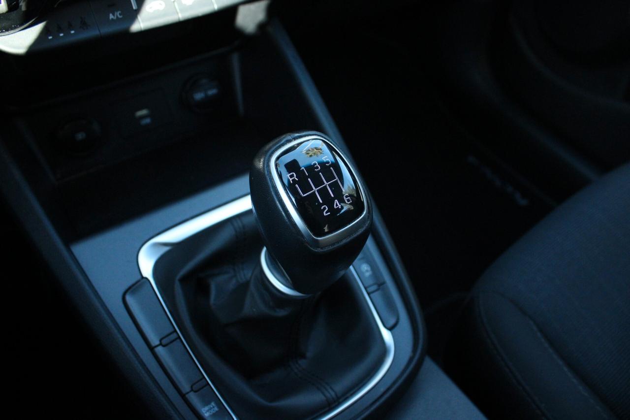 Hyundai Kona 1.6 CRDI Hybrid 48V DCT XLine