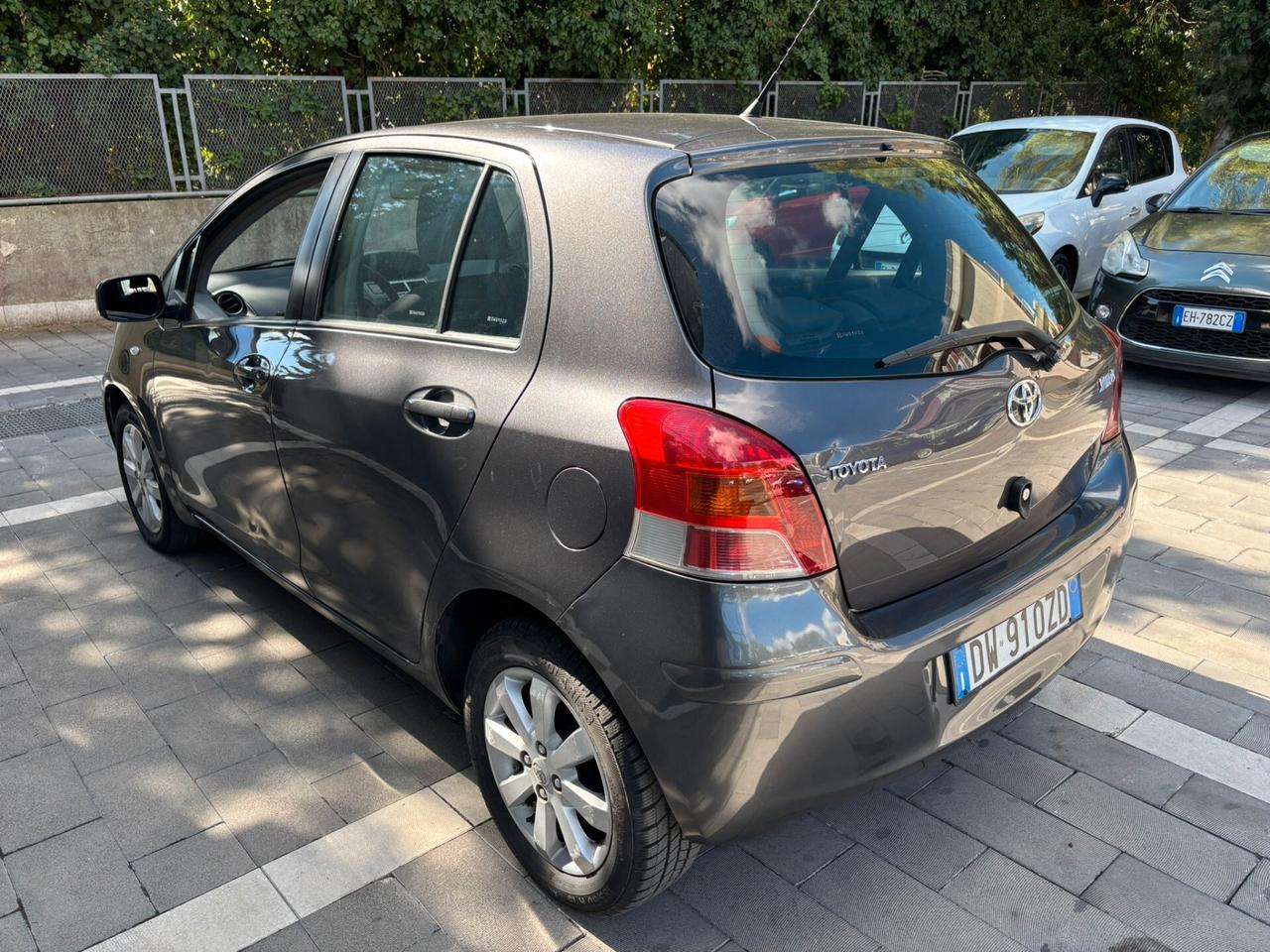 Toyota Yaris 1.4 D-4D DPF 5 porte Sol