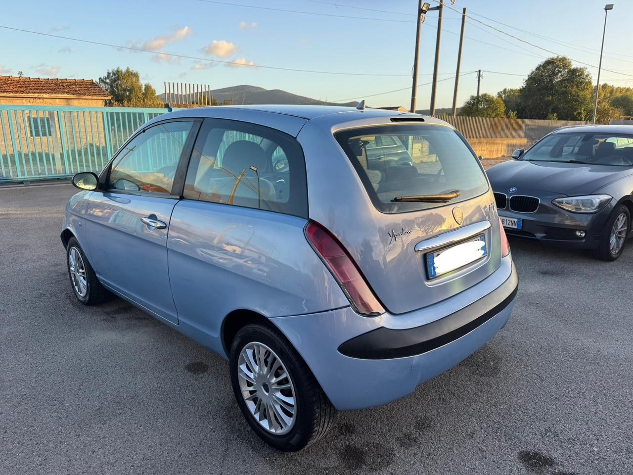 Lancia Ypsilon 1.3 MJT 75 CV Platino