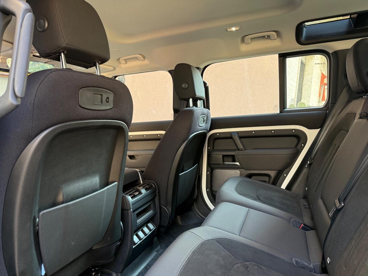 Land Rover Defender 110 2.0 SD4 240CV AWD Auto S