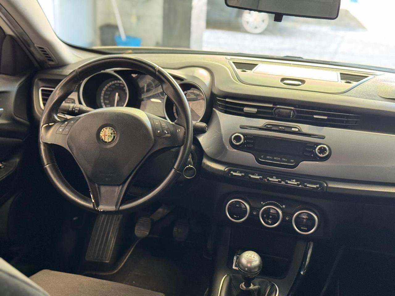 Alfa Romeo Giulietta 1.6 JTDm-2 105 CV Exclusive