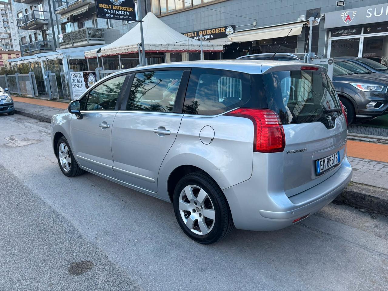 Peugeot 5008 1.6 HDi 112CV Business