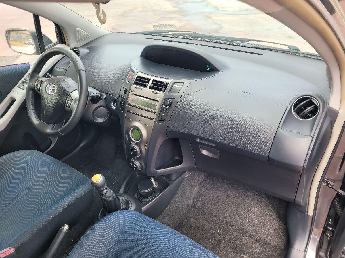 TOYOTA - Yaris - 1.3 5p. GPL