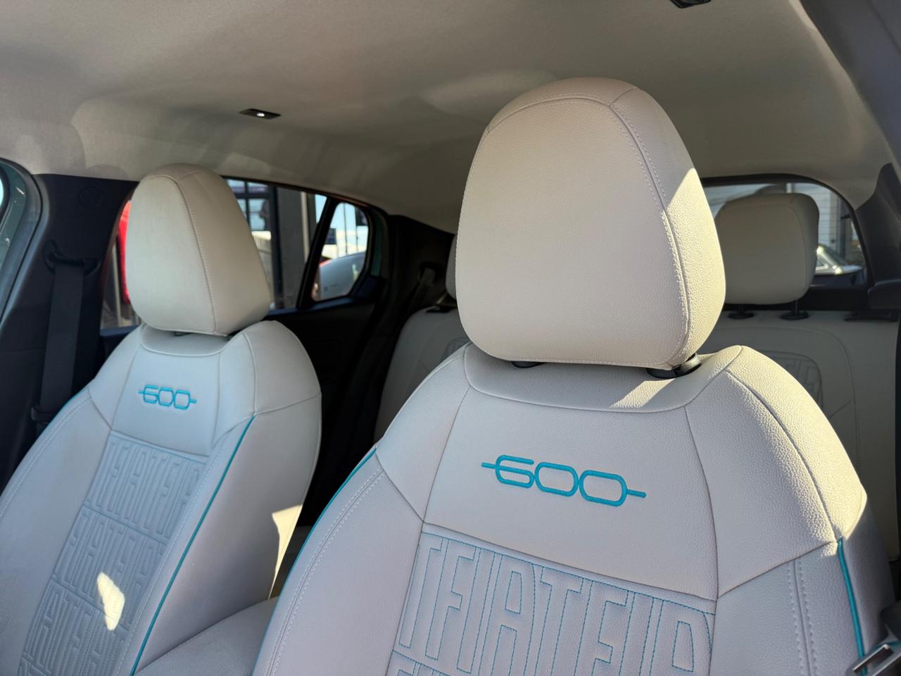 Fiat 600 Hybrid 145 CV DCT MHEV La Prima