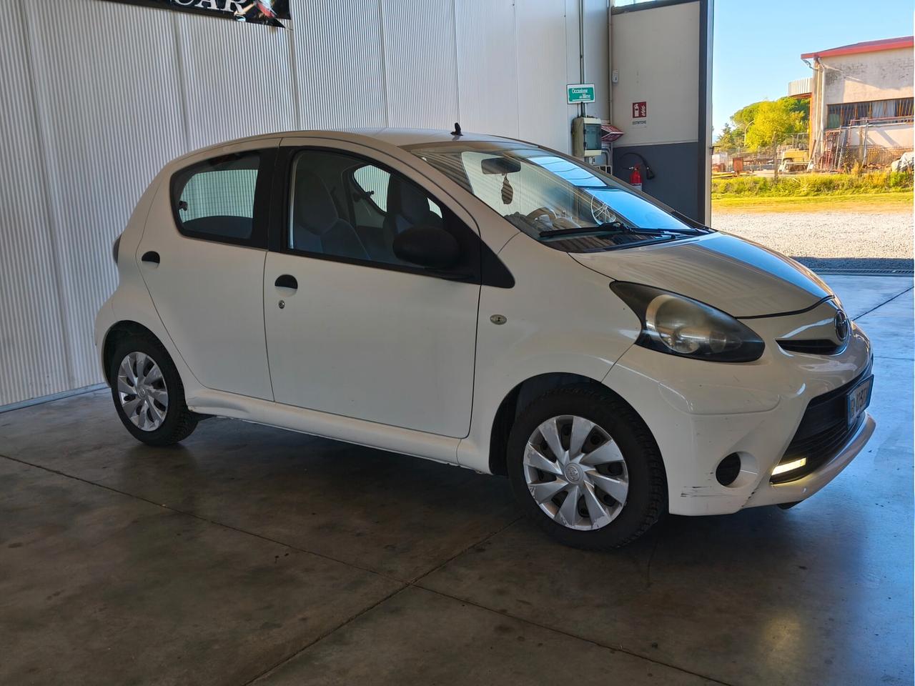 Toyota Aygo 1.0 12V VVT-i 5 porte