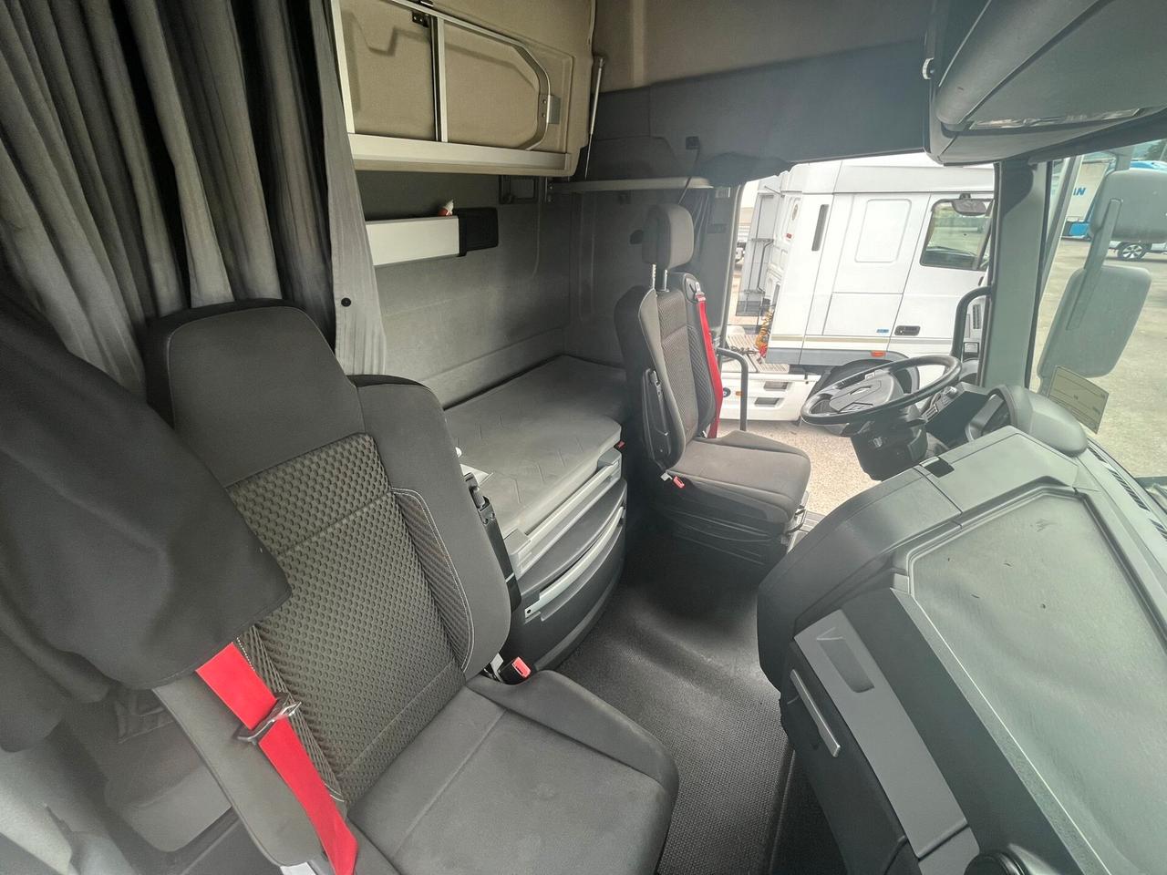 Renault 520 T RIF.4735