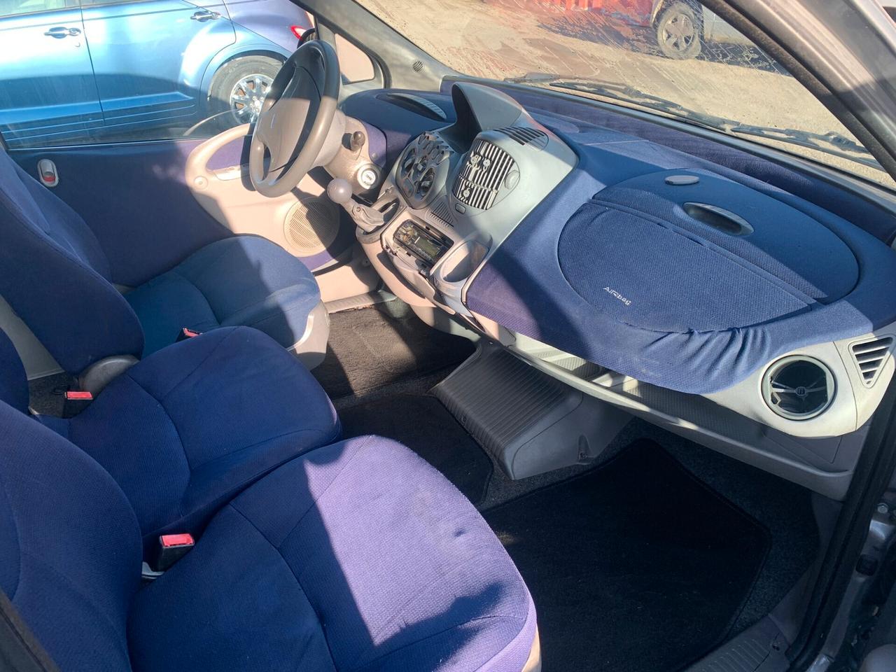 Fiat Multipla meccanica in ordine-disponiamo di varie auto anche per lavoro da partire da 1000 euro-neo patentati