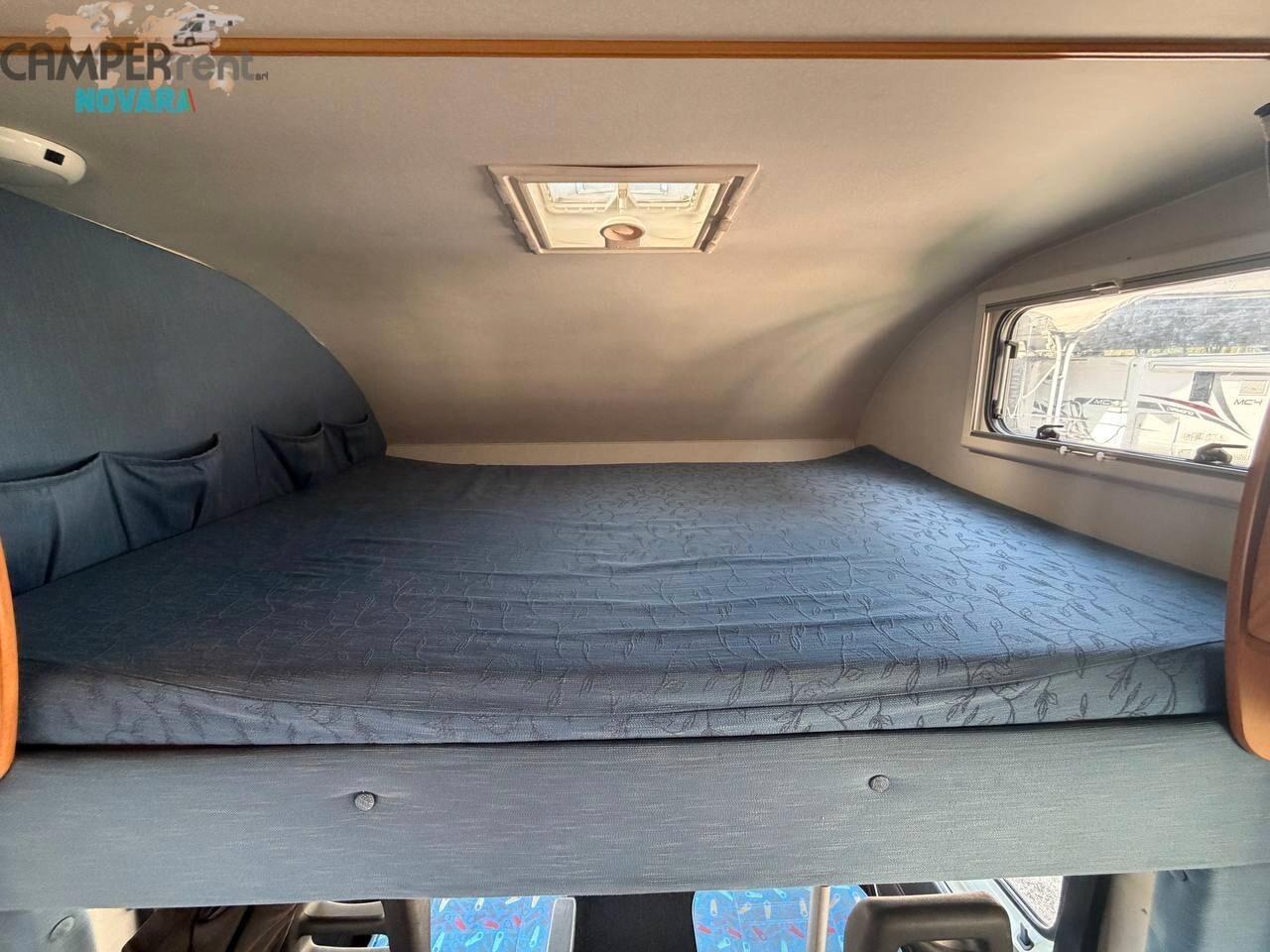 Mclouis MC LOUIS 560 - MANSARDATO 7 POSTI LETTO