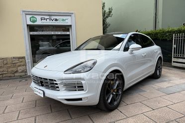 PORSCHE Cayenne Coupé 3.0 V6