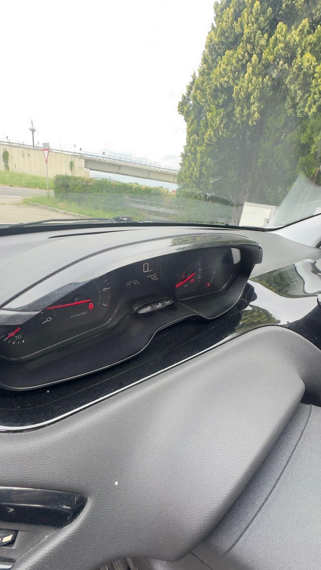 Peugeot 208 1.2 VTi 82 CV 5 porte Access