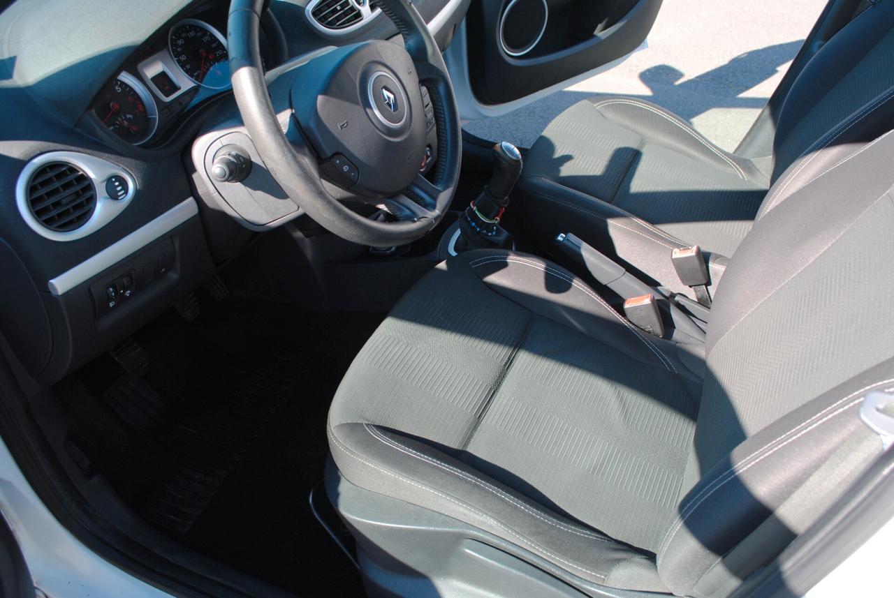 RENAULT CLIO 1.2 75 CV OK NEOPATENTATI
