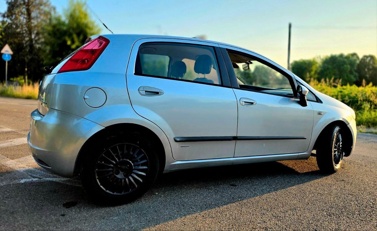 Fiat Grande Punto 1.3 MJT NEOPATENTATI