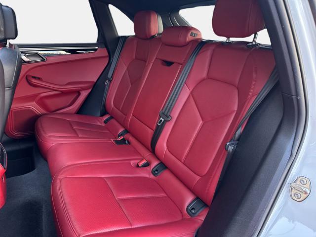 PORSCHE Macan 3.0 S