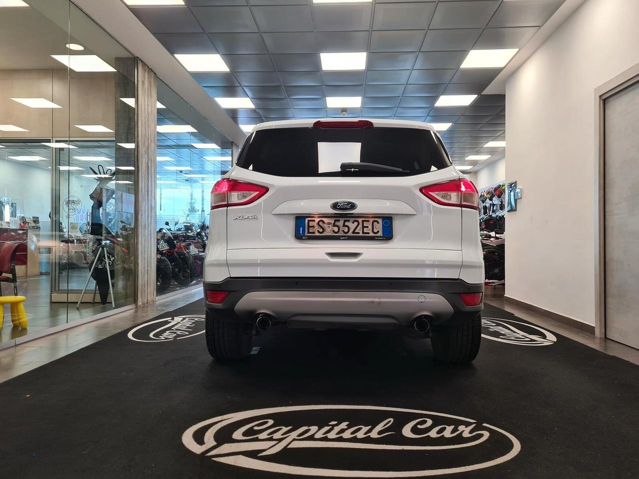 Ford Kuga 2.0 TDCI 140 CV 4WD Powershift Titanium