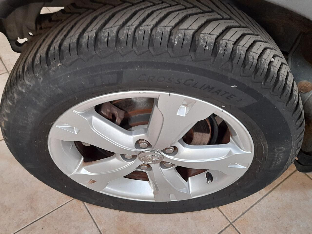 Toyota Urban Cruiser Urban Cruiser 1.4 D-4D AWD Sol