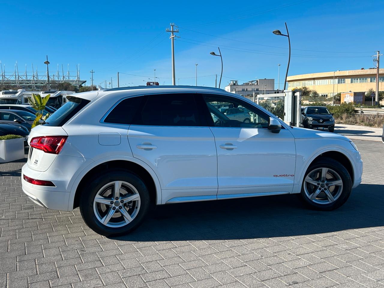 Audi Q5 40 2.0 tdi Business Sport quattro 190cv s-tronic