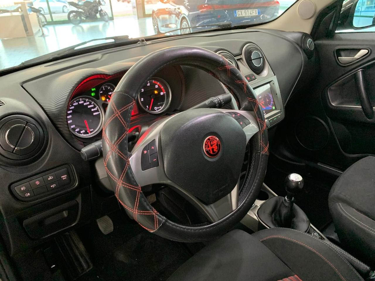 Alfa Romeo MiTo 1.3 JTDm-2 95 CV S&S Distinctive Premium Pack