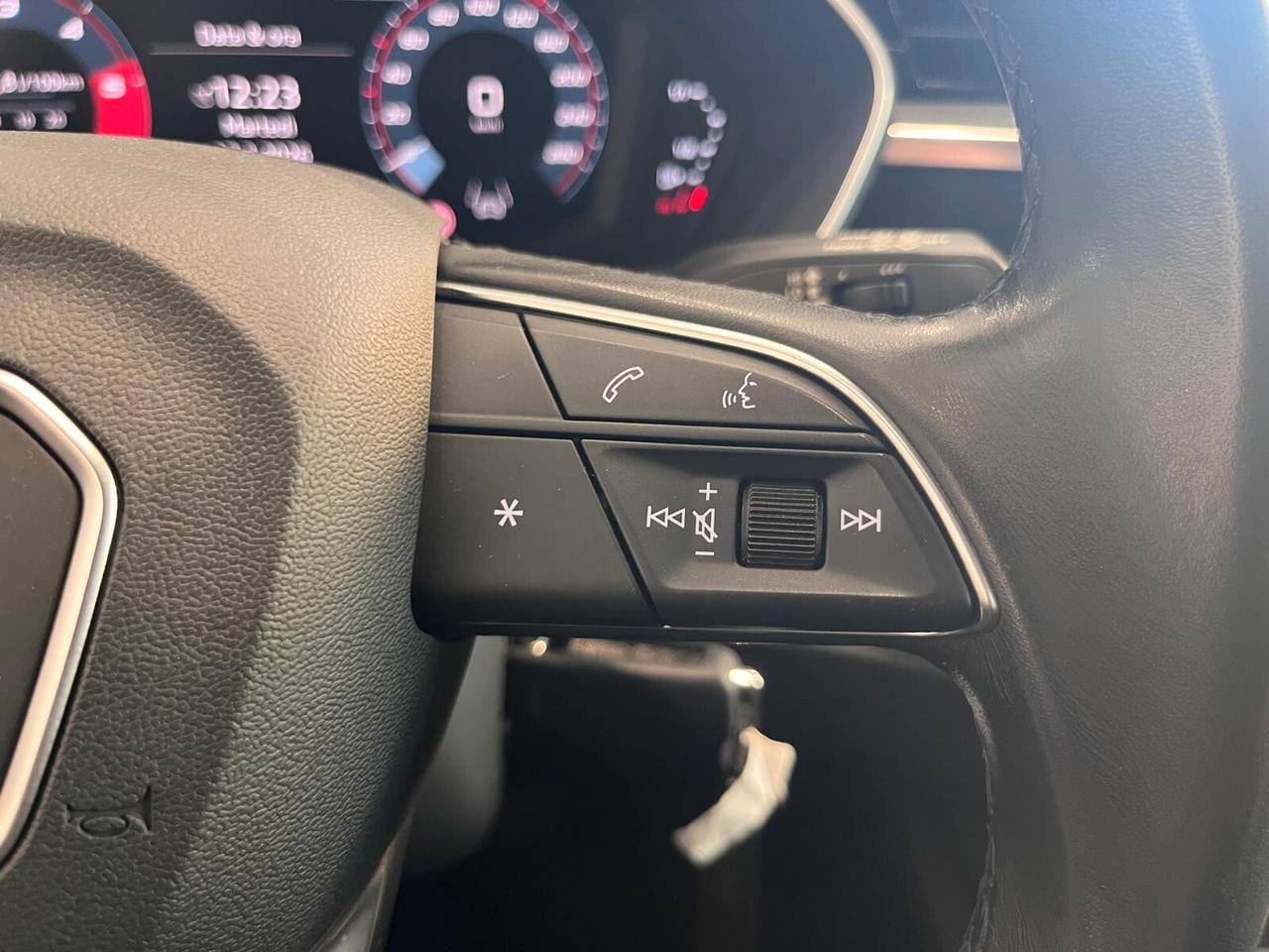 Audi Q3 35 TDI S tronic line edition