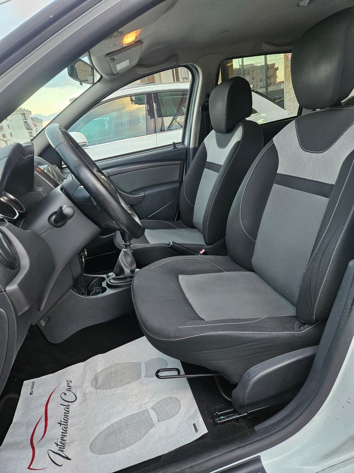 Dacia Duster 1.5 dCi 80kw 110cv FULL NAVI Retrocamera